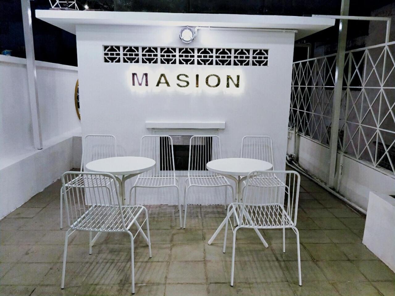 Masion *